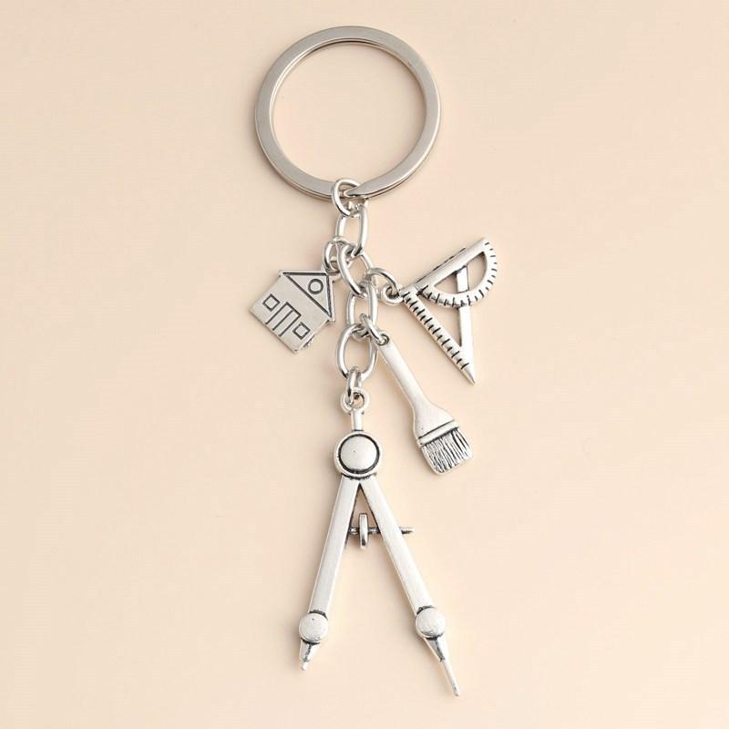 Wielofunkcyjny srebrny brelok  – Compass Keychain Mini recenzja i cena