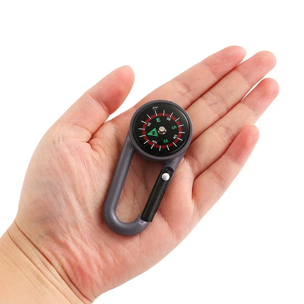 Kompas z karabińczykiem do uży – Compass Keychain Mini recenzja i cena